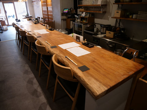 飲食店カウンター、テーブル